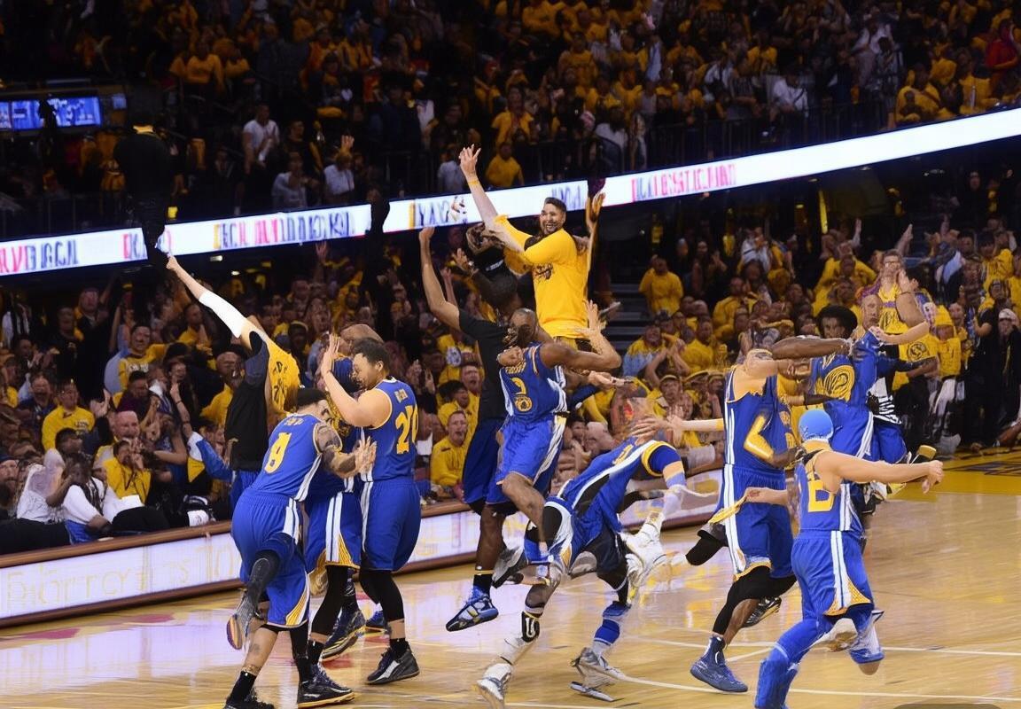 2015年NBA季后赛：勇士与湖人巅峰对决回顾(图2)